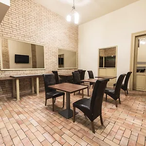*** Hotell Sous44 Ungern