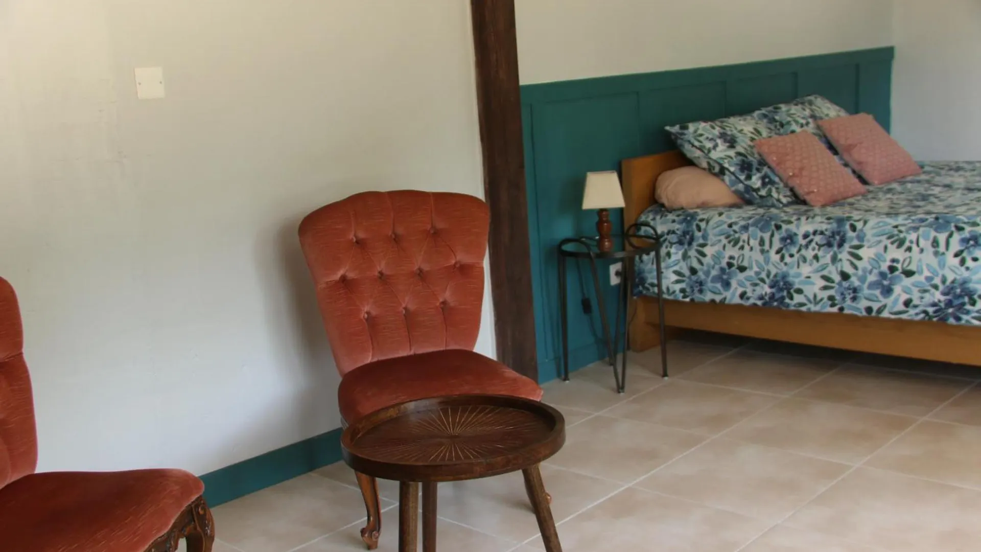 Domaine Du Val Des Nymphes - Chambres D'Hotes La Garde Adhemar France