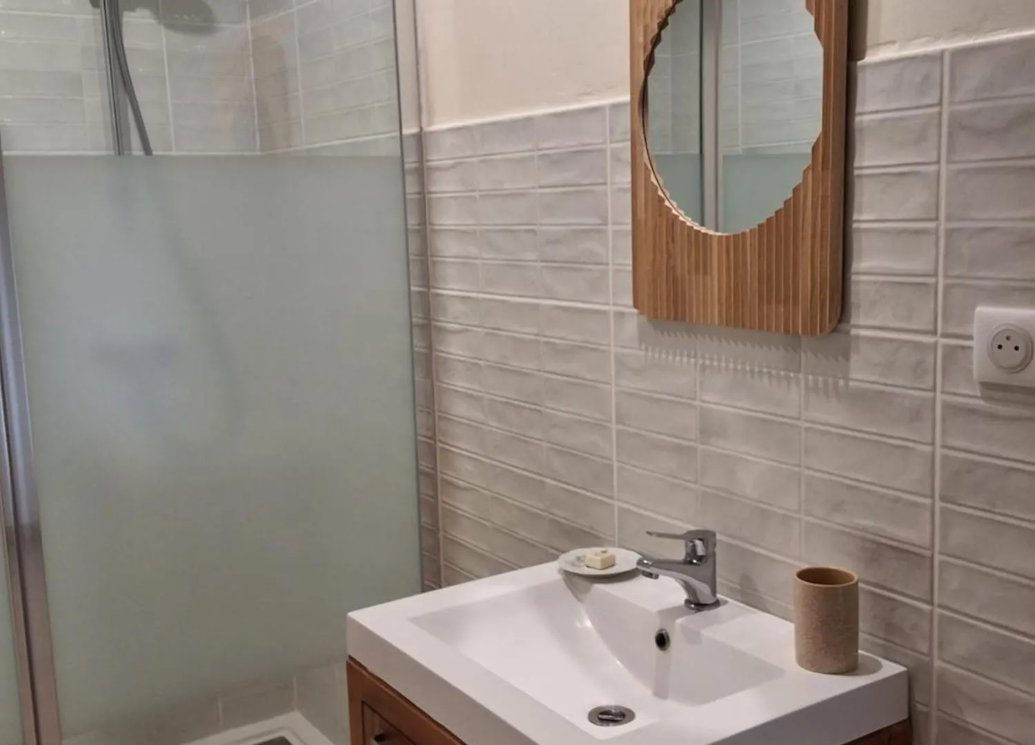 Bed & Breakfast Domaine Du Val Des Nymphes - Chambres D'Hotes La Garde Adhemar France